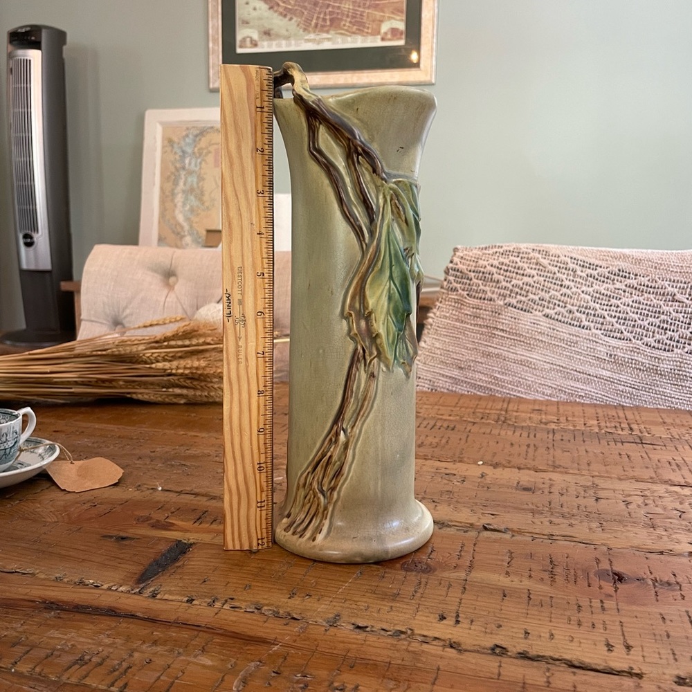 Roseville Pottery - Vine Branch